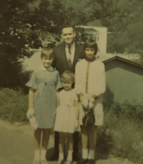 Merredieth “Mike Astor Brown with his three daughters.