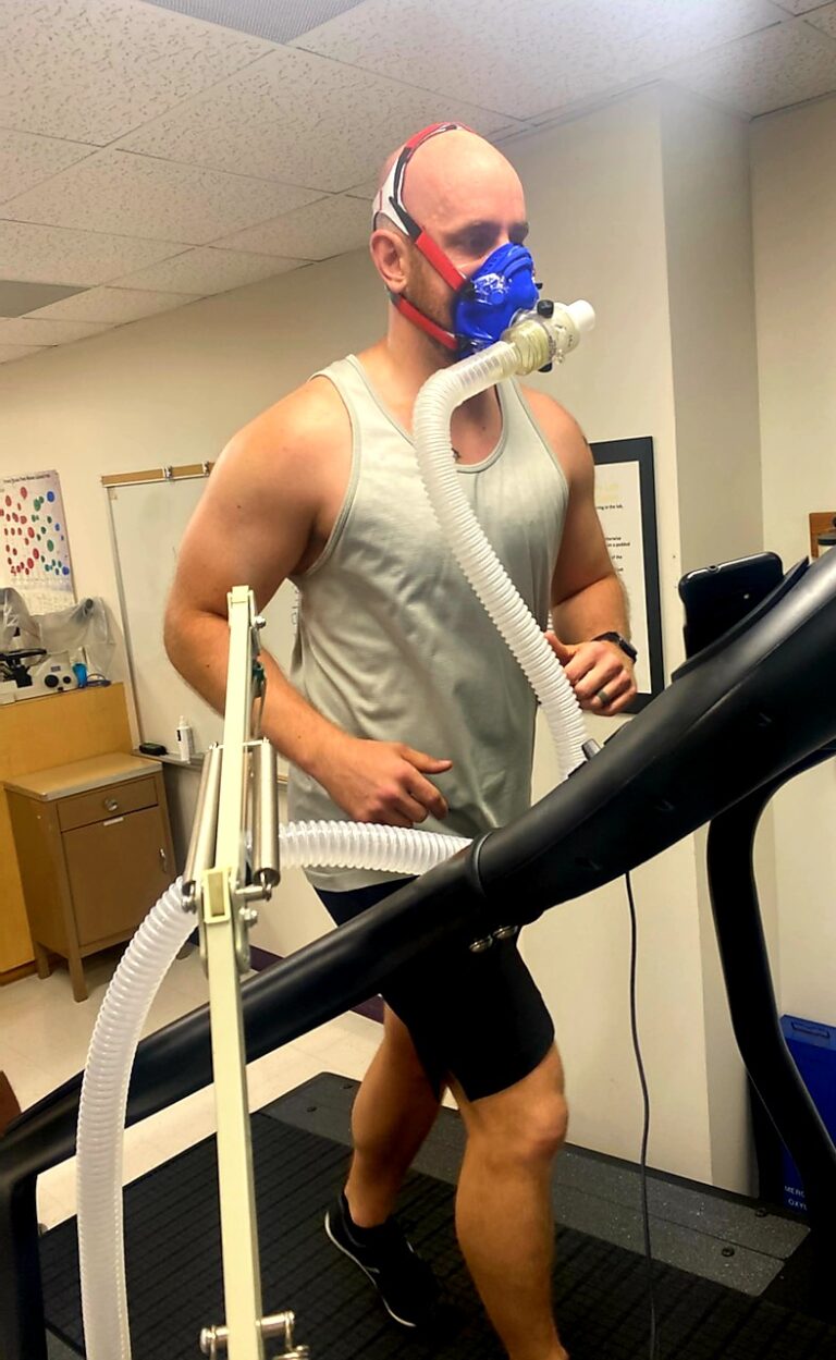 Arrow using a treadmill to conduct a VO2 max test