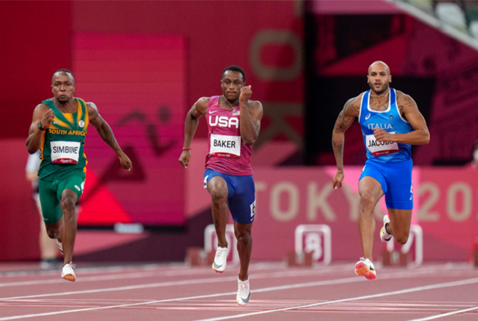 Baker running at the 2020 Tokyo Olympics